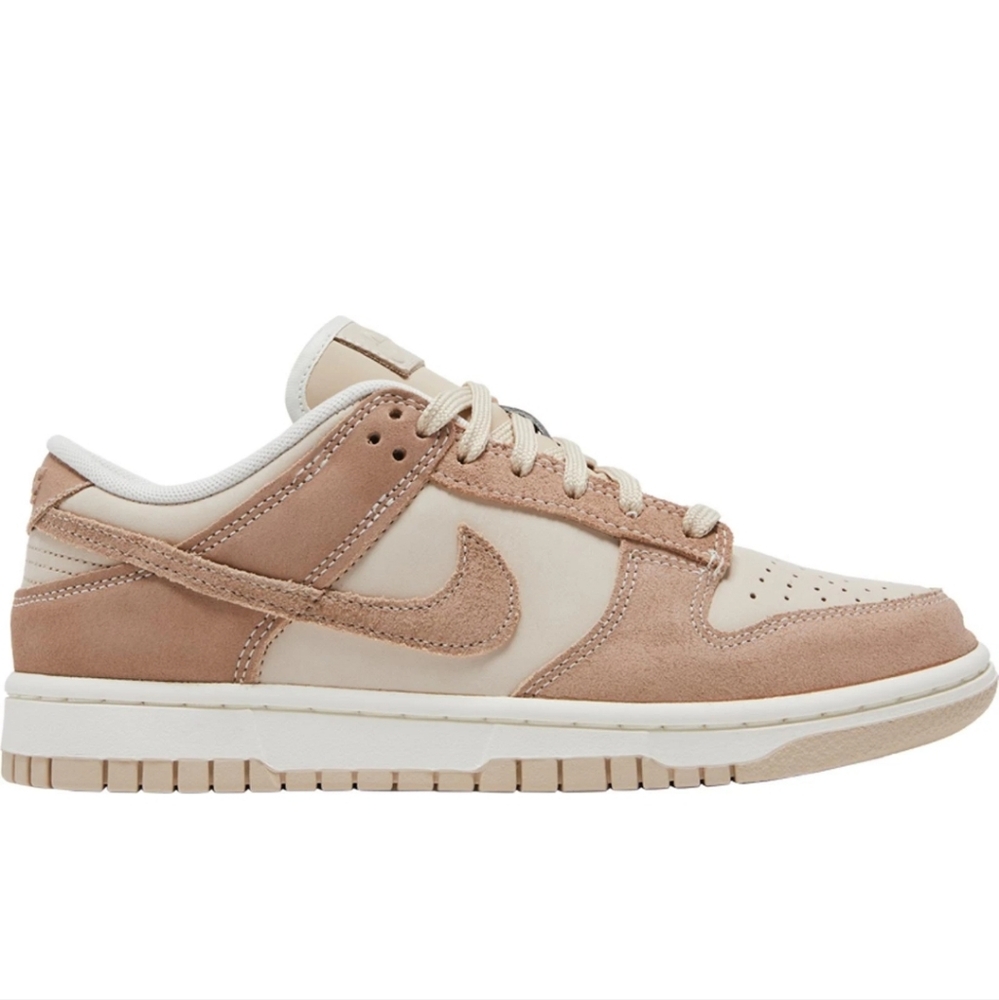 Nike Dunk Low SE Sandrift Size 7.5